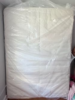 Full size mattress