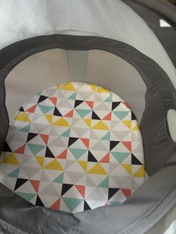 Fisher-Price, indoor and outdoor dome bassinet