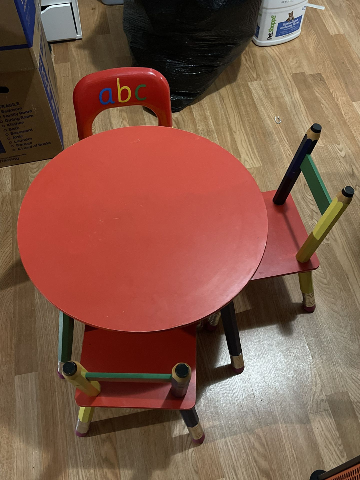 Round Pencil ✏️ Kids Table 
