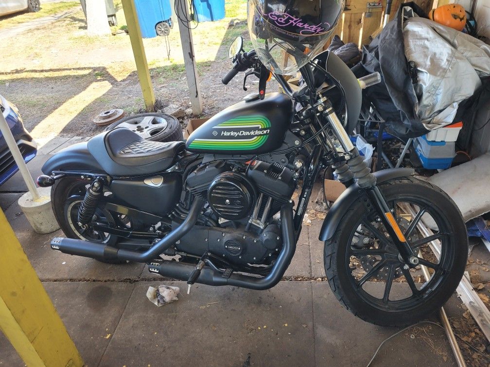 2021 Harley Davidson Black Iron