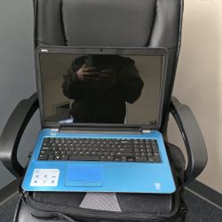 Laptop Dell With Bag 