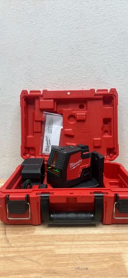 Green 100 ft. Cross Line and Plumb Points Rechargeable Laser Level with REDLITHIUM Lithium-Ion USB Battery and Charger