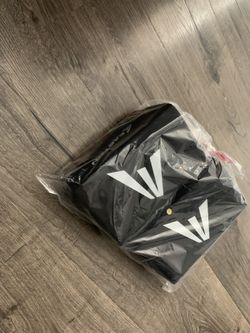 Easton knee savers small