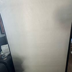 Sealy box spring (full)