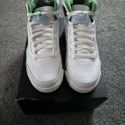 Lucky Green Retro 5s Size 6.5