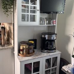 Kitchen pantry