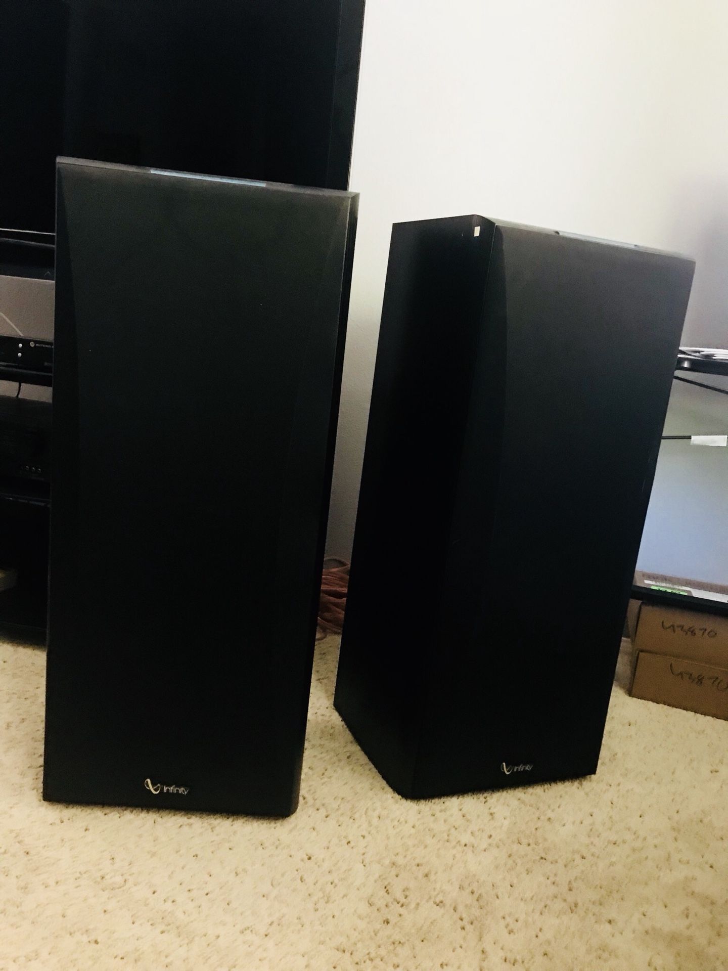 CLASSIC- Super Nice Infinity SM-125 3-Way Floor Speaker - 12" Woofers, PolyCell Tweeters