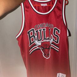 Classic BULLS jersey
