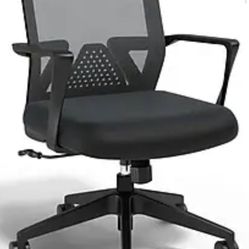 Staples Cartwright Chair