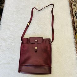 Cartier De Must Bordeaux Leather Messenger/Crossbody/Shoulders Bag