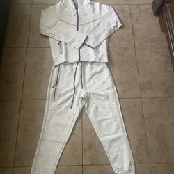 Grey reflective Nike Tech Fleece tracksuit