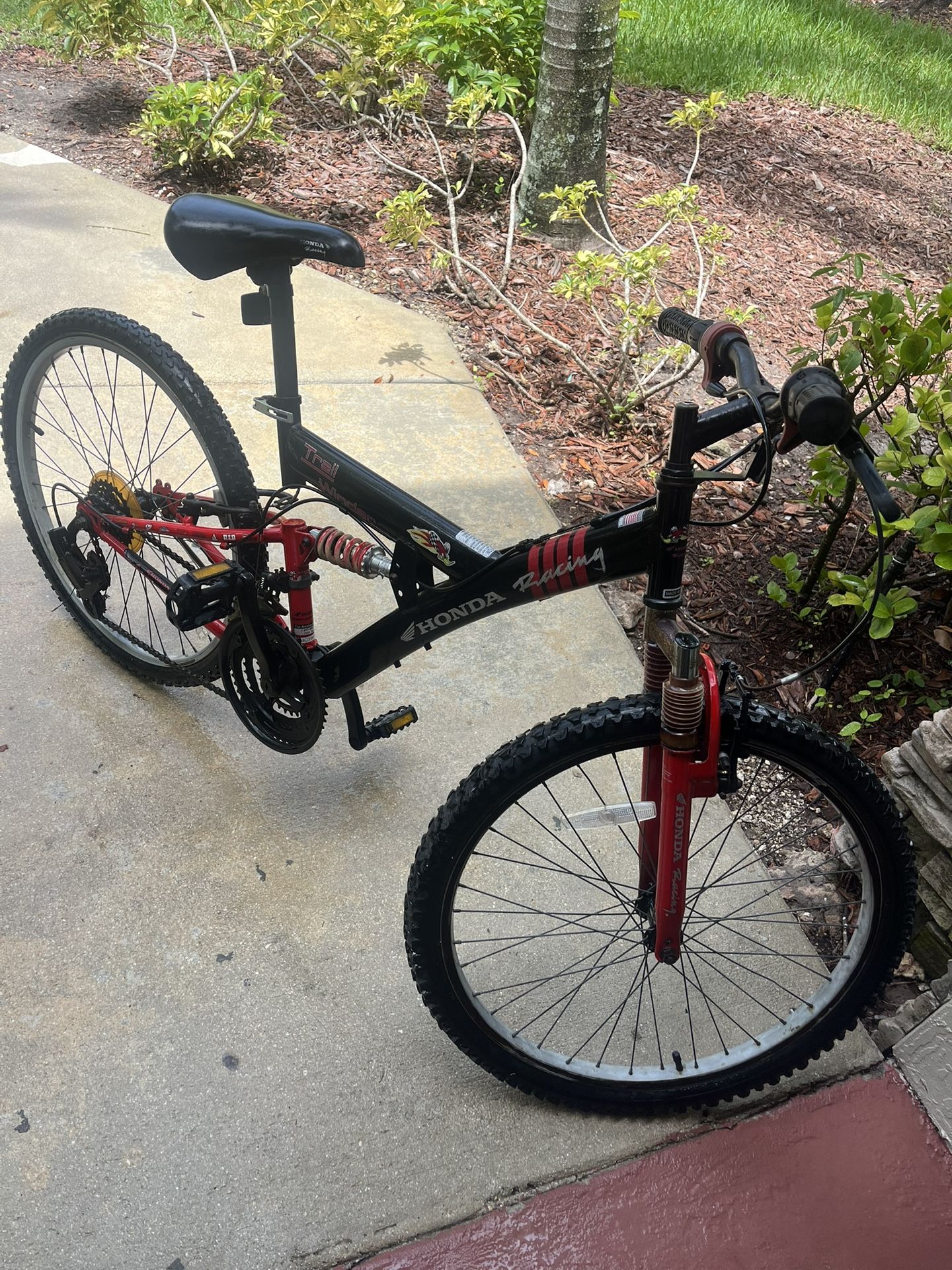 Honda Racing 24” Trail Winder Mountain Bike MC09M04Y