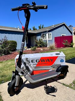 Segway - E3 Pro Electric Scooter - Lightweight Commuter Scooter w/ 34 Mile Range, 20 MPH Speed & 256-Color RGB Ambient Lights