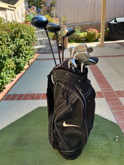 Complete man’s golf club (Callaway driver and wood,Nike irons and putter,golf bag included