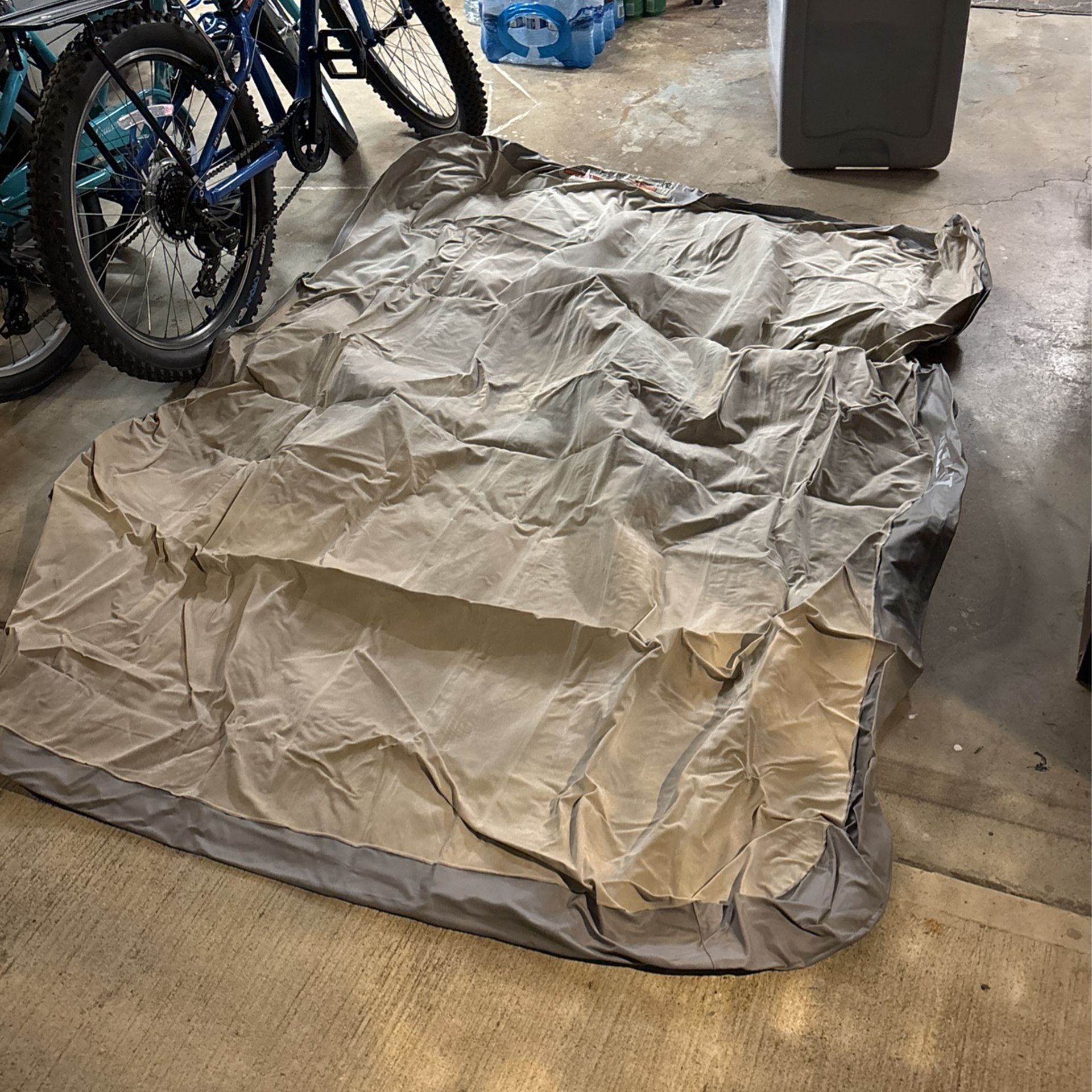 2 Intex Queen Air Mattress’s With Pump