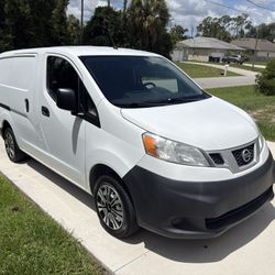 2018 Nissan NV200 Compact Cargo Van