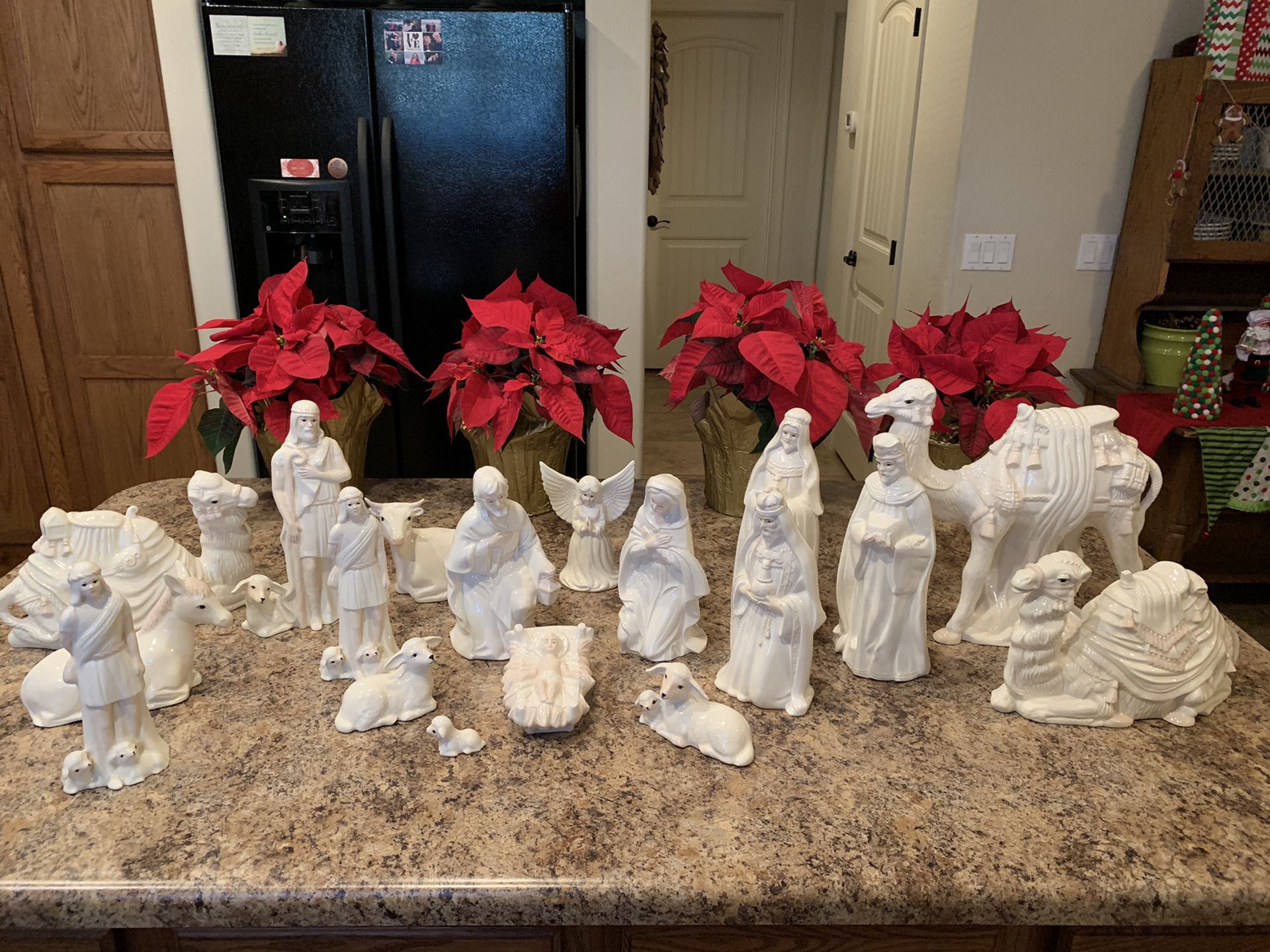 Large hand painted ceramic nativity set Christmas decor decorations 18 pieces white