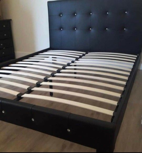 NEW QUEEN BEDFRAME WITH CRYSTALS DRESSER CHEST AND 1 NIGHTSTAND. ALSO SOLD SEPARATELY