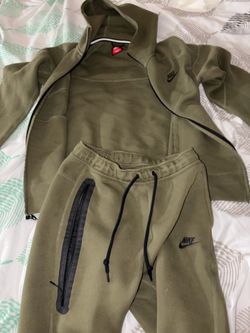 Nike tech