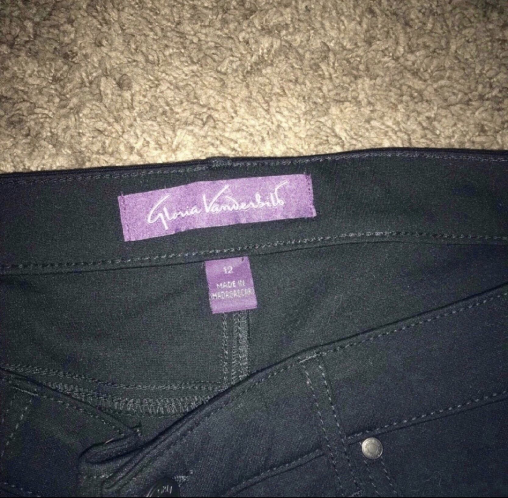 Gloria Vanderbilt Vilma Ponte Legging Pants for Sale in New Smyrna
