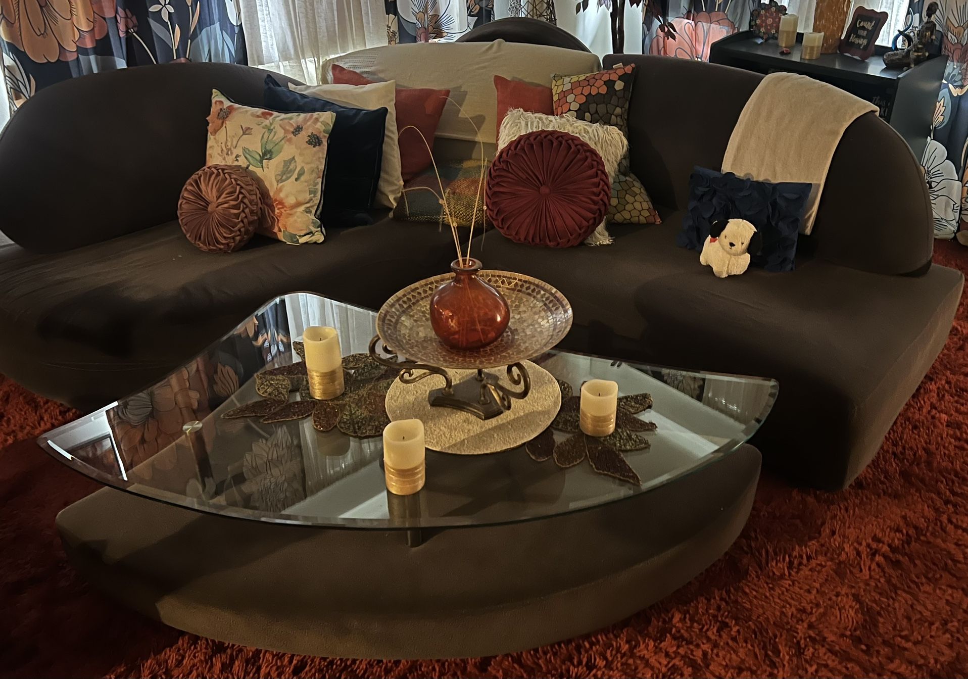 Contemporary Sectional sofa Set, Ottoman And Table