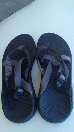 Men's sandals size 14 Chaco flip flops with adjustable straps