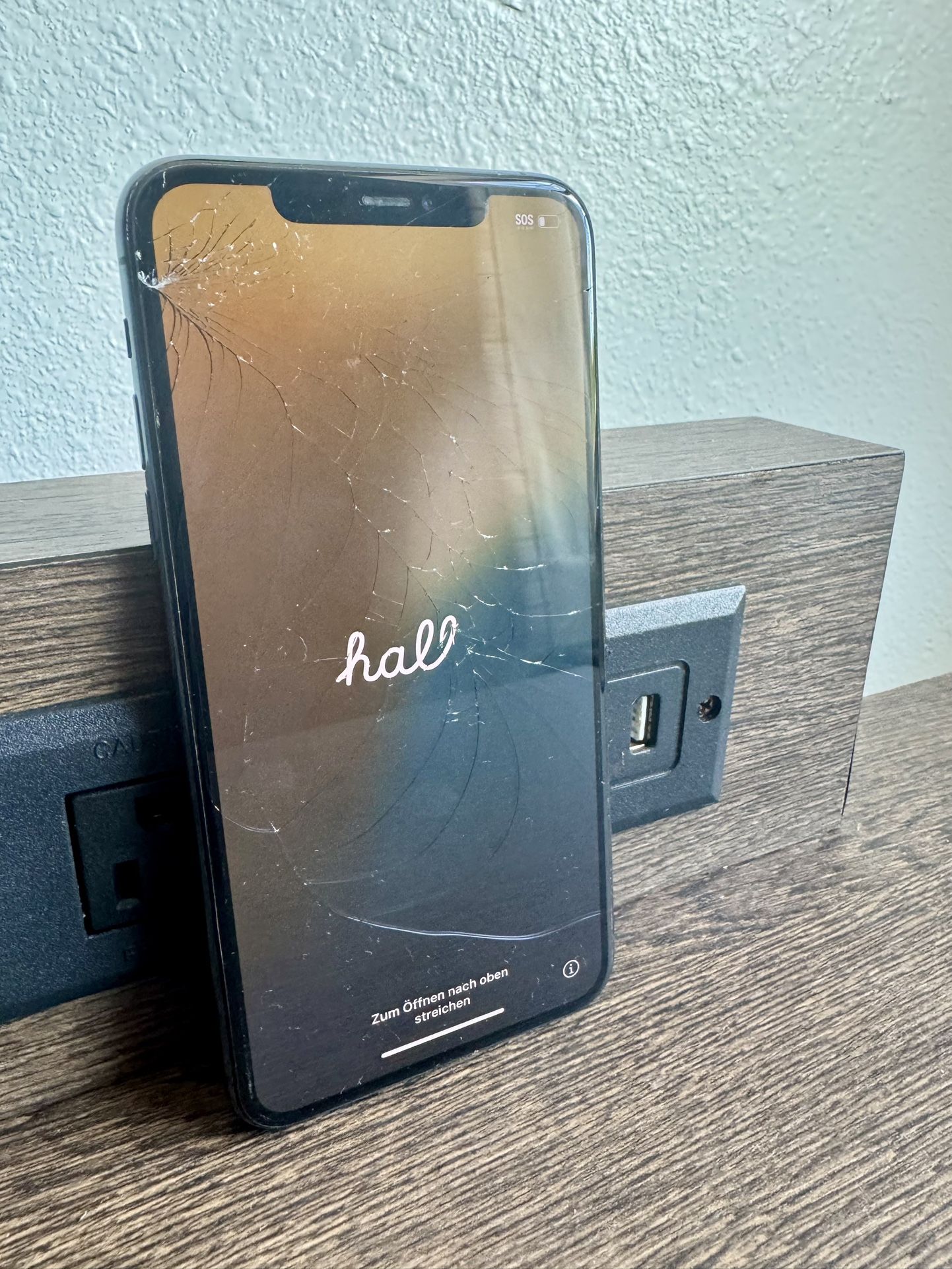 Apple iPhone 11 Pro Max - 64 GB - Cracked - Midnight green (Unlocked)