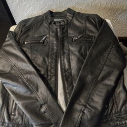 Junior's Faux Leather Jacket 🧥 Size Small