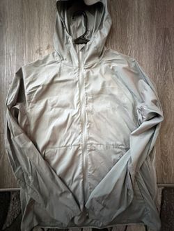 Lulu Windbreaker