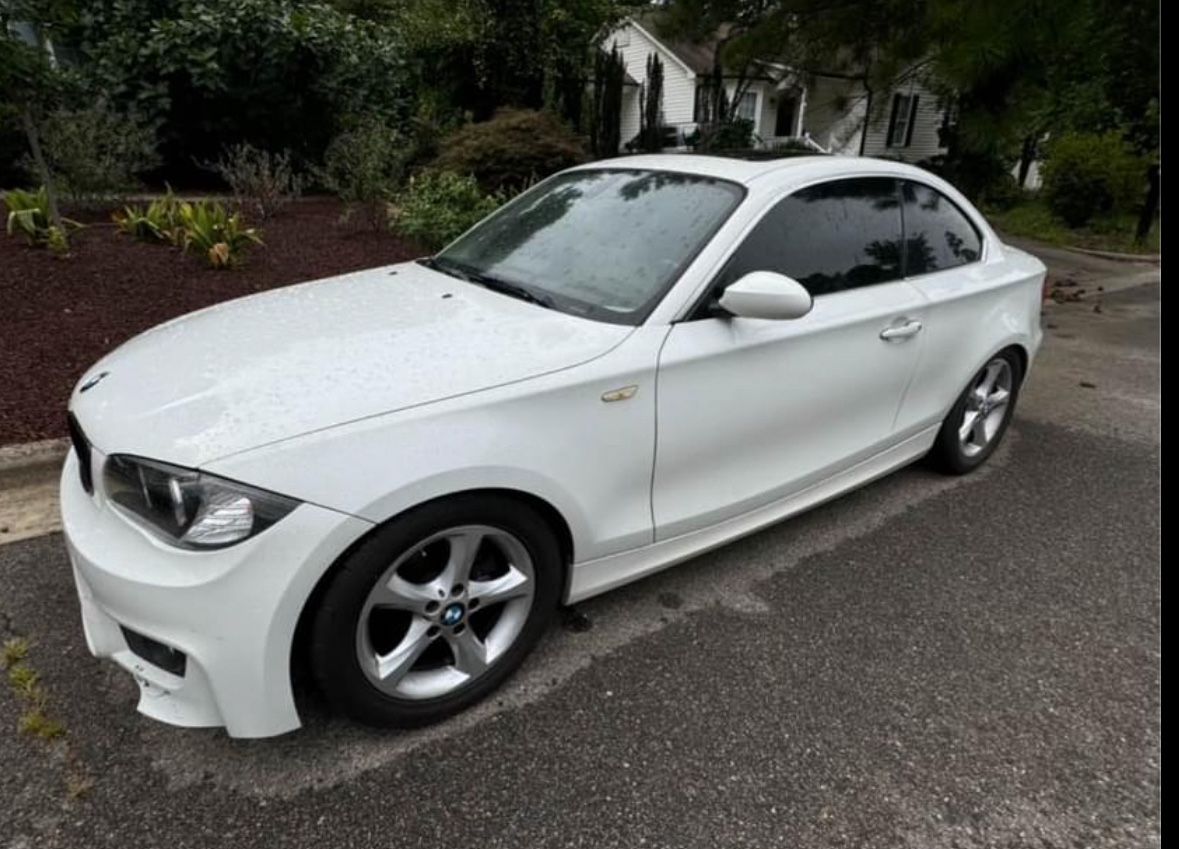 2009 BMW 128i
