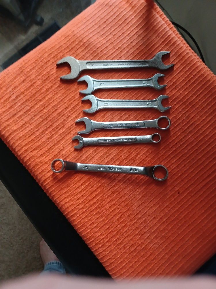 SIX WRENCHS, OPENED WRENCH 11/16" AND COMBINATION 12MM×13MM