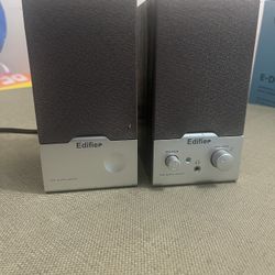 Edifier Computer Speakers R18