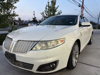 2011 Lincoln MKS