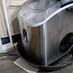 Ice Maker