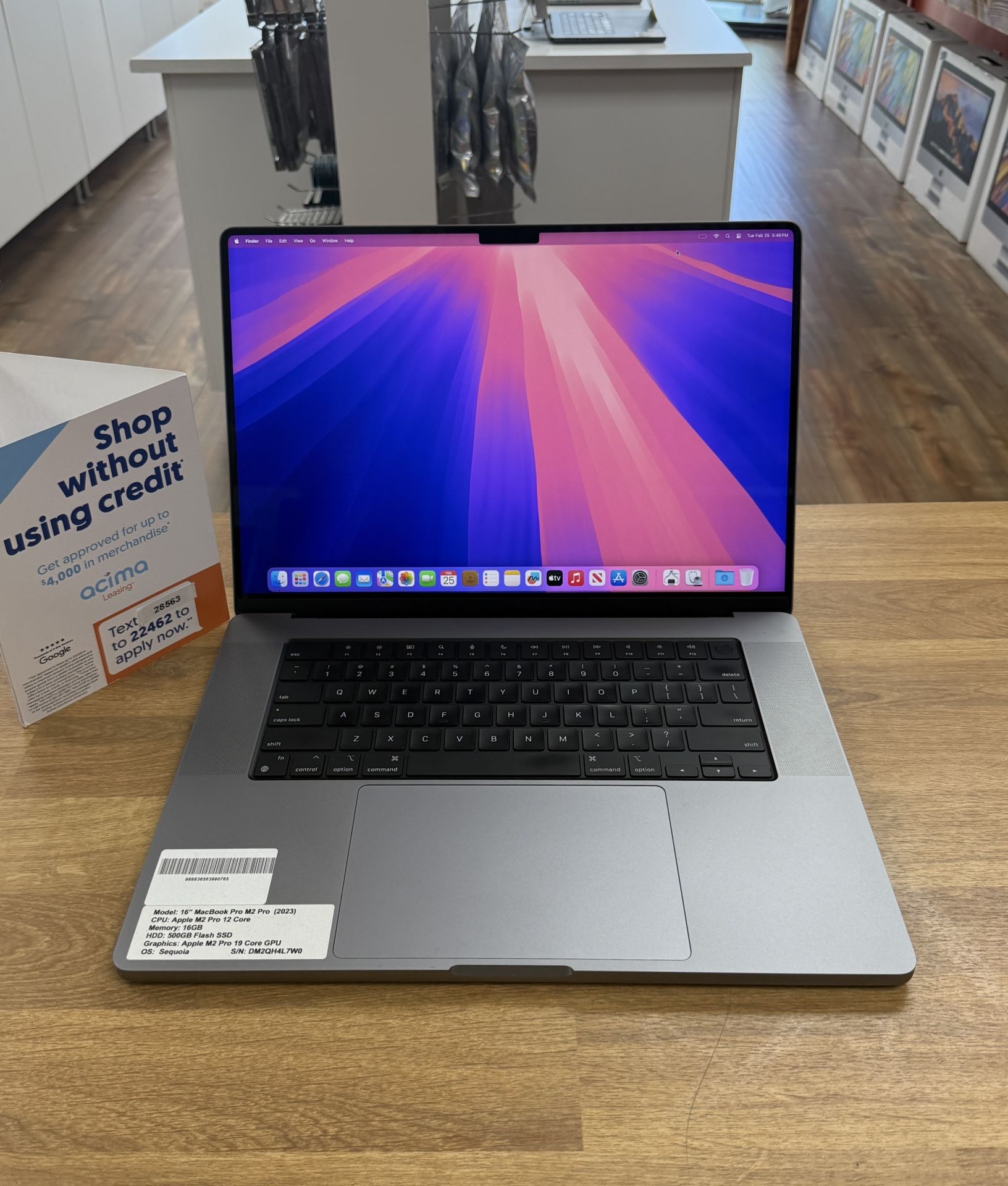 16 inch MacBook Pro M2 Pro 12 Core*500GB SSD*16GB RAM