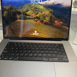 MacBook Pro 16-inch (2021) – M1 Pro – 16GB RAM – Like New.