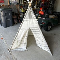 Kids Play Teepee Tent