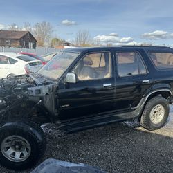 1995 TOYOTA 4 RUNNER🚗FULL PART OUT!
