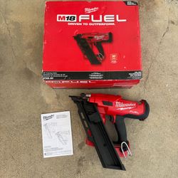 Milwaukee M18 FUEL 3-1/2 in. 18-Volt 30-Degree Lithium-Ion Brushless Cordless Framing Nailer (Tool-Only)