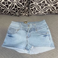 Women’s Brand New Shorts Size 3