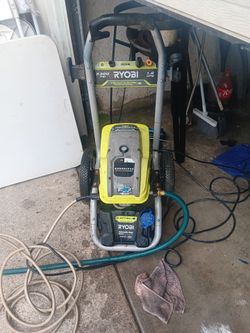Robin 2300 psi power washer