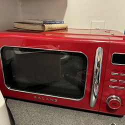 Large Red Galanz Microwave 