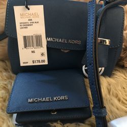 Michael Kors  Ava XS  CrossBody +Wallet Set Blue 
