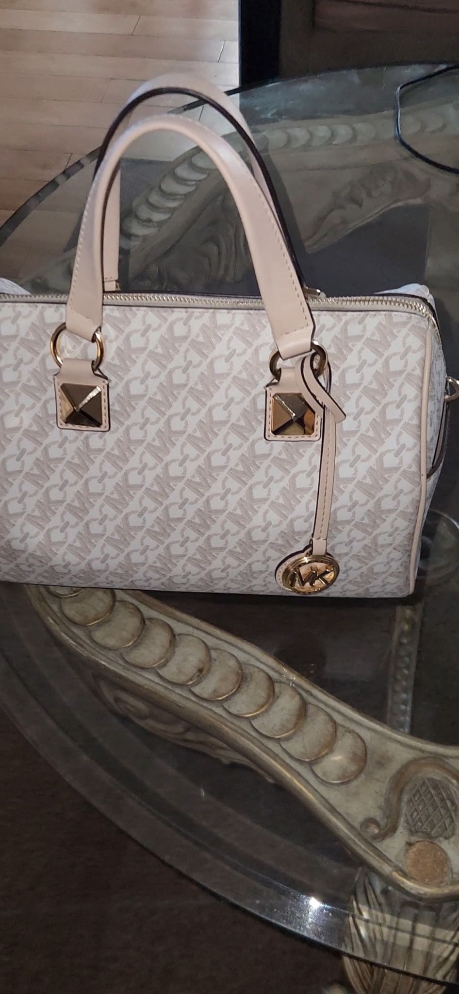Michael Kors Purse / mini tote