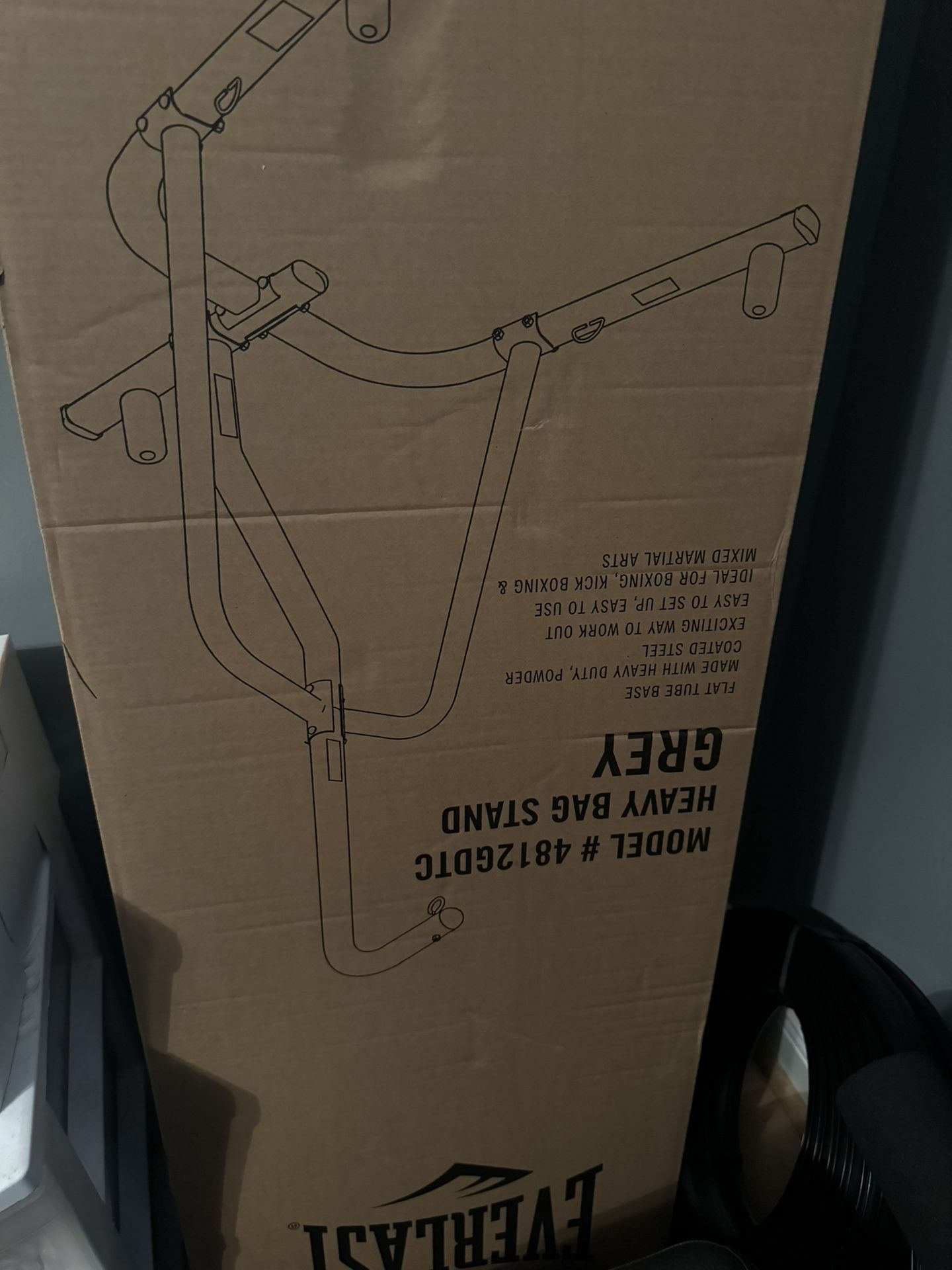 Everlast Punching Stand