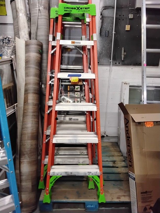 Cross Step 6 ft. Fiberglass Leaning Step Ladder (10 ft. Reach), 300 lbs. Load Capacity, Type IA Duty Rating