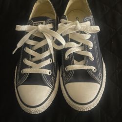 Chuck Taylor Kids Size 13.5 Brand New