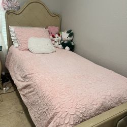 Twin Bedroom Set