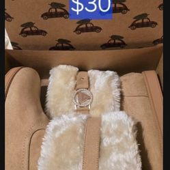 New Guess Women's Boots