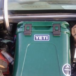 Yeti Cooler Brand New 